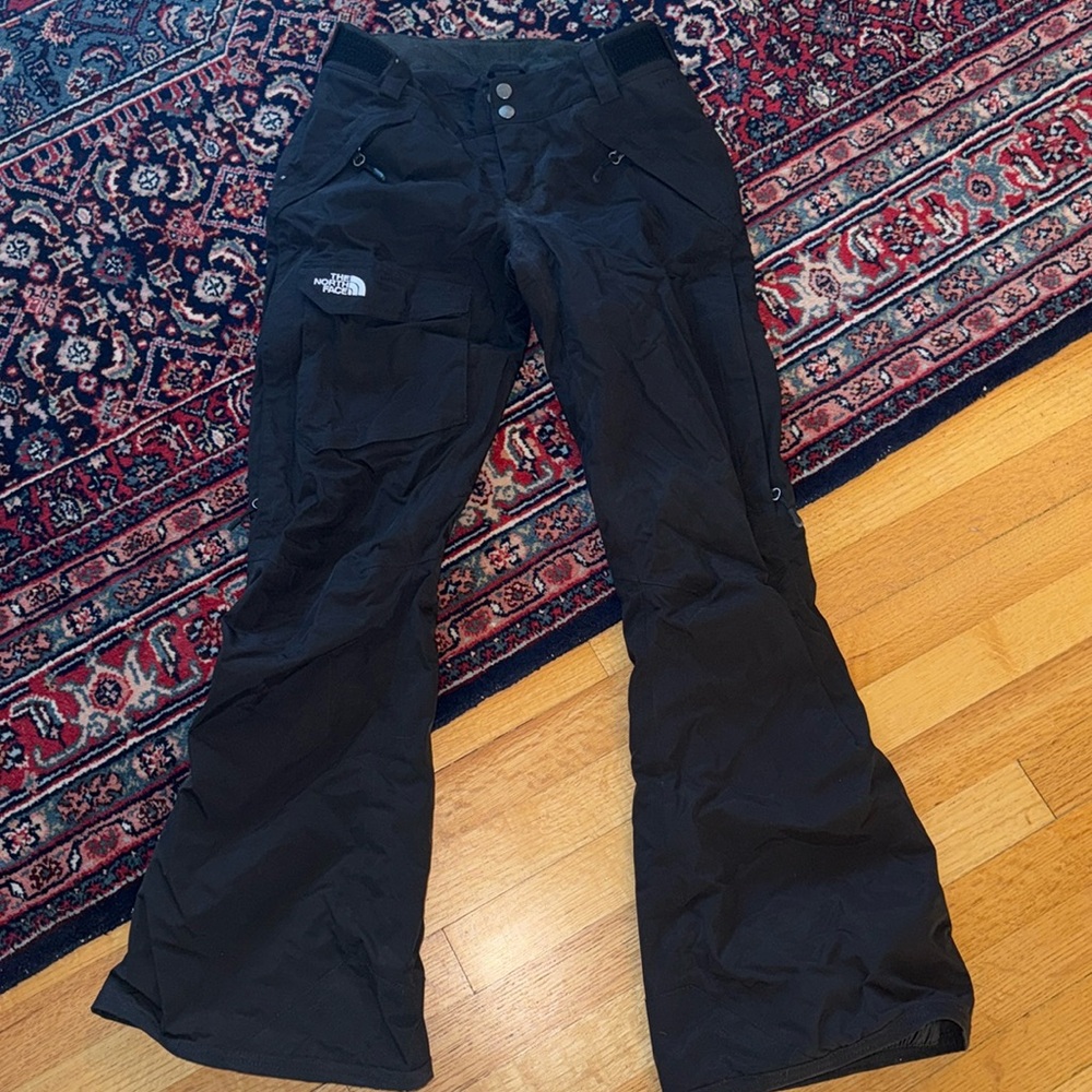 The north face xs (short) black snow pants insulated